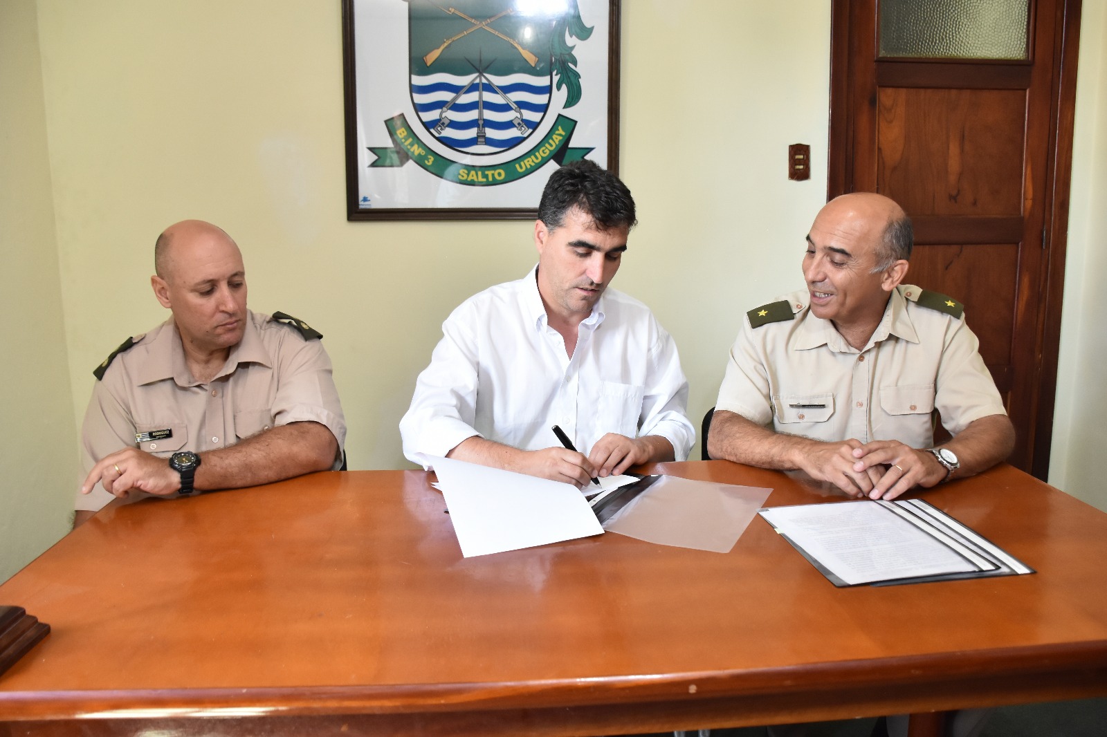 Firma de convenio entre Intendencia de Salto y Ejército Nacional