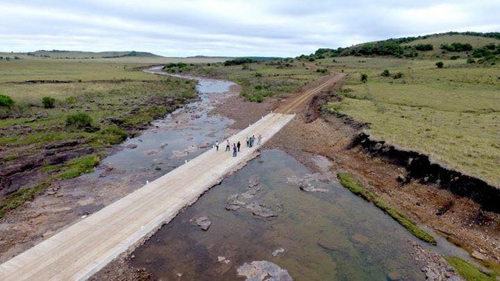 El intendente Andrés Lima dejó inauguradas obras en 3 puentes en el interior