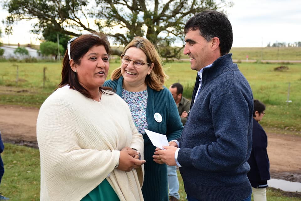 Intendente Lima inauguró juegos saludables e inclusivos en Rincón de Valentín