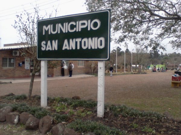 Trabajos en camino de acceso a San Antonio