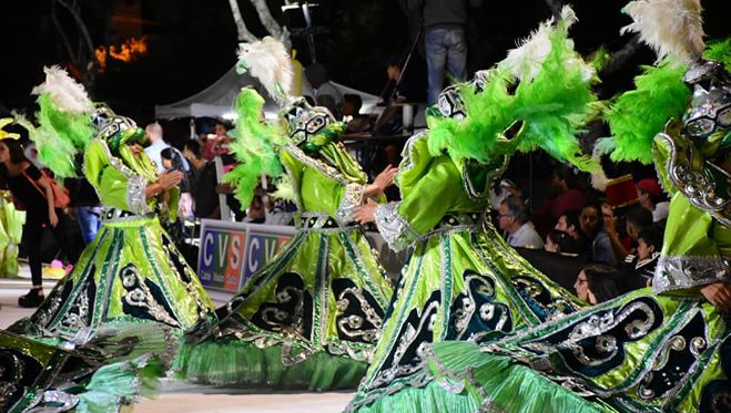 Detalles del desfile de Carnaval de este domingo por calle Uruguay